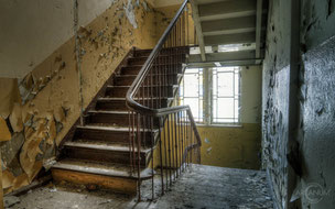 Courthouse W.
