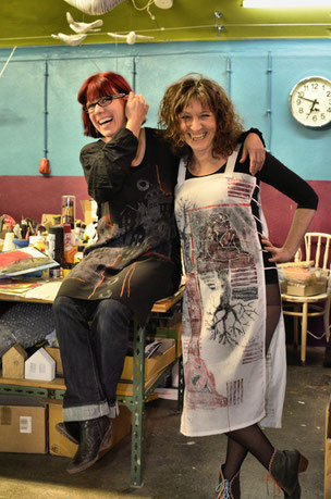 bemalte Kleider, Kunst auf Kleid, Atelier Singen,