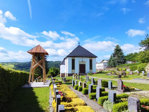 Bild: Wünschendorf Erzgebirge Friedhof 2025