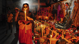 Dia-de-muertos-con-la-renta-de-autobuses