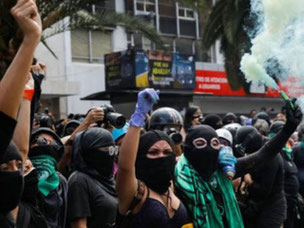 Feministisk demo mod vold mod kvinder i Mexico City 