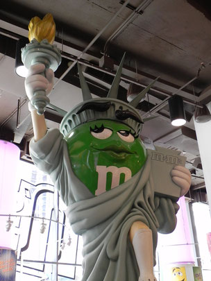 M&M Store