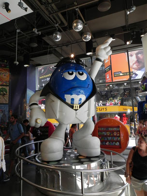 M&M Store