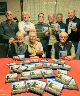 Photo de famille des vétérans de l'association, heureux de vous présenter le DVD nouveau.
