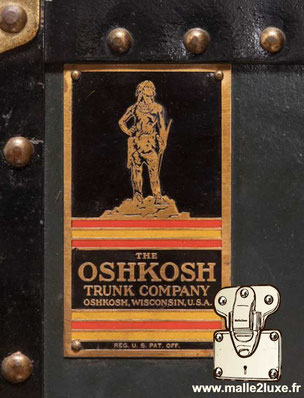 old Oshkosh Trunk compagny 