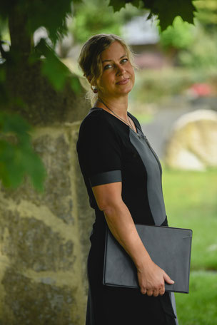 Trauersängerin Diane Eisenhawer aus Haltern am See