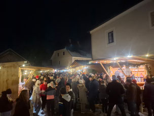 Weihnachtsmarkt Weyer 2025