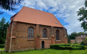 Bild: Die alte Dorfkirche
