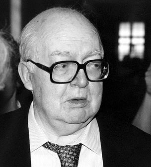 Friedrich Dürrenmatt (1921 bis 1990) bei der Verleihung des Ernst-Robert-Curtius-Preises für Essayistik 1989 in Bonn