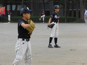 昨年に比べて身体が一回り大きくなった三遊間コンビ