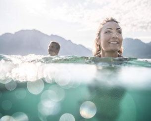 Schwimmen und Wassersport am Attersee in Oberösterreich