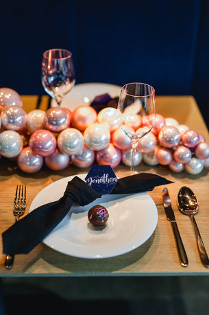 Weihnachtszauber Eventdekoration in Kupfer – Winter Event Styling