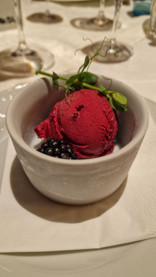 Brombeersorbet