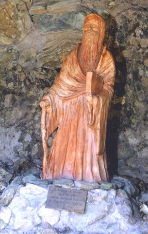 La statue de St Antoine abbé réalisée par Charles Cheuzeville en 1998