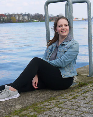 Unsere Social-Media-Beauftragte: Julia Nitsche