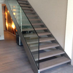 Treppe Innen Metall Glas Luzern Willisau Stadelmann Metallbau AG
