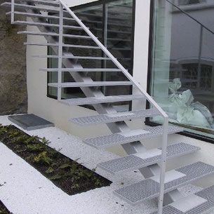 Treppe Aussen Metall Luzern Willisau Stadelmann Metallbau AG