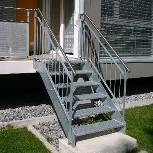 Treppe Aussen Metall Luzern Willisau Stadelmann Metallbau AG