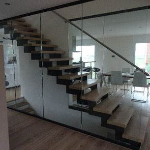 Treppe Innen Metall Glas Luzern Willisau Stadelmann Metallbau AG