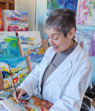 Elisabeth Augendre artiste peintre en Ariège à l'atelier Couleurs Elisabeth Augendre