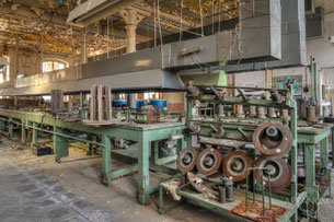 Wire Factory "Golden Weave"