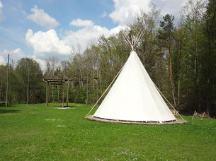 Tipi im Initiativpark