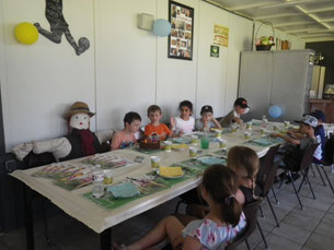 goûter d'anniversaire à la ferme du château d'eau