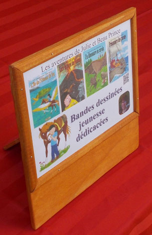Pancarte de présentation de mes BD jeunesse, les aventures de Julie et Beau Prince. COBEditions, Emmanuelle OLGUIN