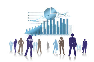 Business-Menschen mit Diagramm und Statistik im Hintergrund
