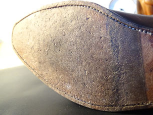Länger getragene Ledersohle/ Longer worn leather sole. Photo: Men's Individual Fashion.