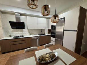 cocina nogal, vagli gold, porcelánico, cocina la guardia, cocina jaen