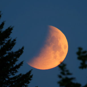 Eine Mondfinternis ist in der Astrologie von Bedeutung