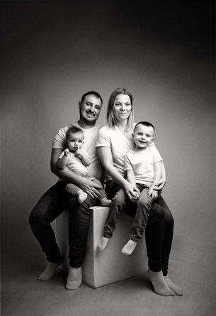 photographe famille - photographe Saint Pathus - photographe famille Seine et Marne - Photographe Oise - photo de famille originale