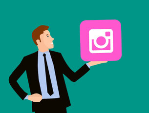 Mann mit Instagram-Icon