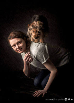 Tiertraining Diamant, hundetraining salzburg, hundeschule salzburg, tiertraining diaman crew, therapiehund, moderne hundeschule salzburg, dackel-yorkshire terrier, kleiner hund, hundeschule merlin, tierheimhund, hundetraining für tierheimhund, tierschutz