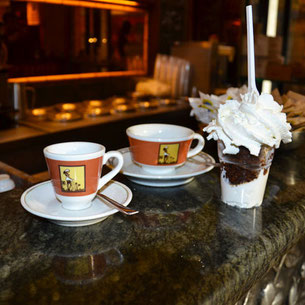 Must #1: Ein Besuch im Tazza D'Oro. ©http://www.tazzadorocoffeeshop.com/eng/