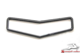 30-5304030 Gummidichtung vordere Luftklappe GAZ M20 Pobeda (Warshawa, Warszawa FSO.   Rubber seal for front air flap GAS M20 Victory. Уплотнитель крышки вентиляции передка ГАЗ М20 Победа (Варшава).