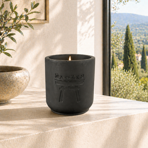 DaoZen - Bougie parfumée lavande, fabriquée artisanalement en Belgique. Pot violet dégradé en Jesmonite, parfum doux et apaisant.