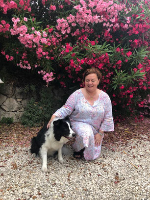 Caroline Blanco et Lolita son chien d'assistance