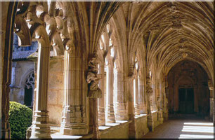 Cloitre de l' abbaye de Cadouin
