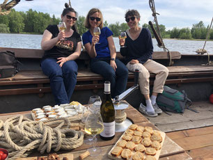 Boat and wine tasting tour