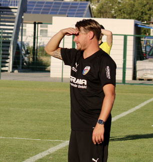 Blickt optimistisch nach vorn – FC-Trainer Alexander Kunert (Foto: K. Hannover)