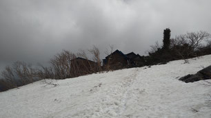 八ヶ岳 残雪情報 2025