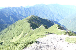 南アルプス　聖岳　登山ツアー