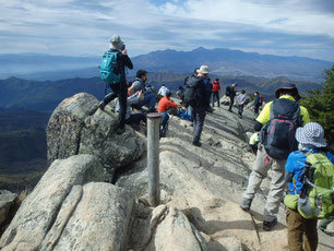 山の学校　瑞牆山　登山