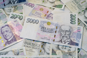 チェココルナ旧紙幣から日本円に換金・両替