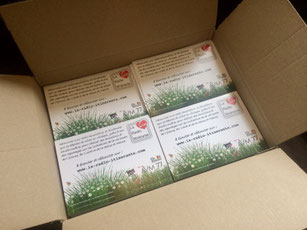 carton de flyers de présentation de La Radio Itinérante