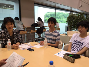 Sugano (left) speaks during his interview with Uchino (center) and Yawata.