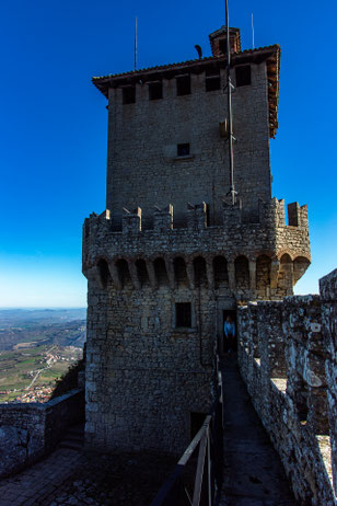 Repubblica di San Marino: La Prima Rocca