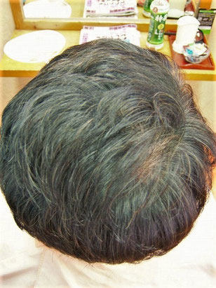 HQヘナとシコン色